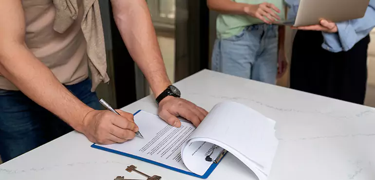 Advantages of Using Assignment of Contract in Real Estate in West Virginia, WV