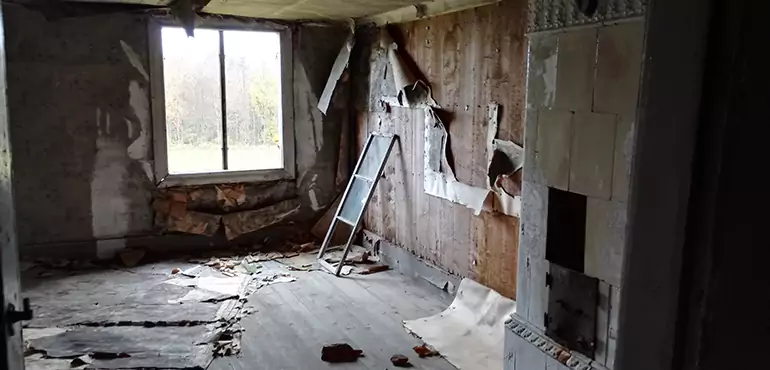 Why Selling a Distressed House Through Traditional Methods Fails in West Virginia